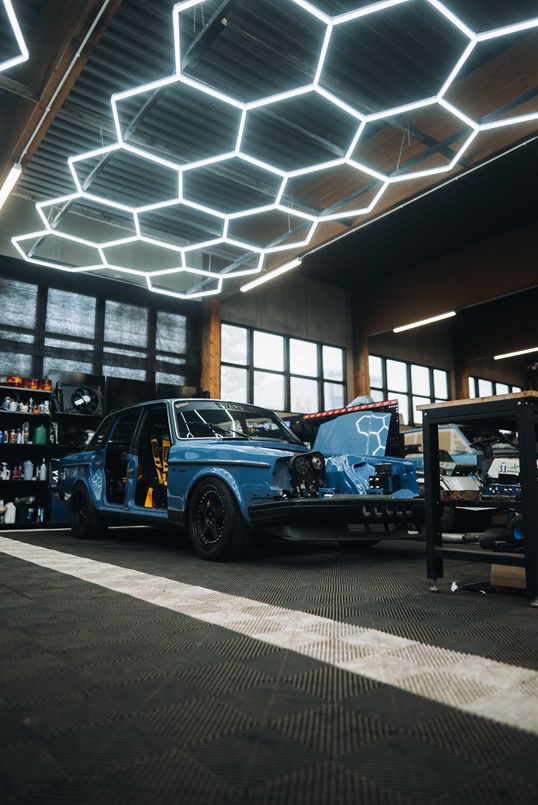 Bikefin Turbo Volvo 240 JR6 Vanteilla