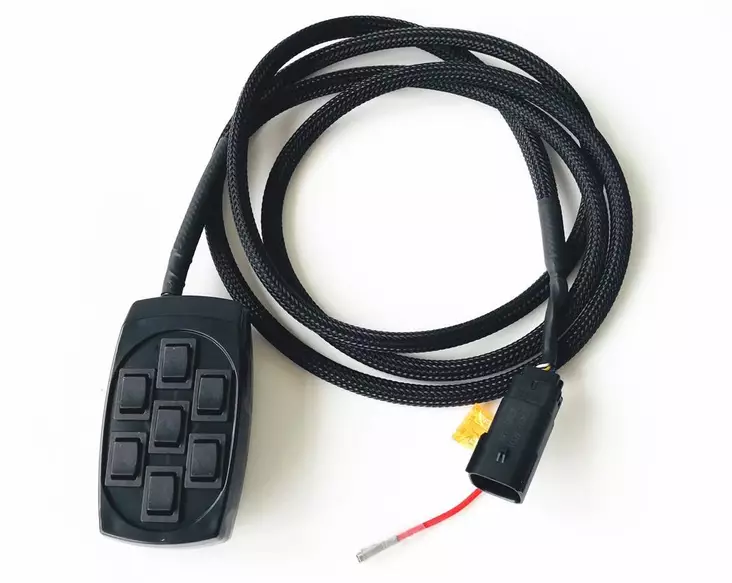 Switchbox ohjainkapula - Ilma-alustan ohjausjärjestelmät - switchbox1 - 1