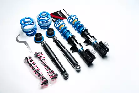 Streetec ultraLOW alustasarja VW Transporter T5 T6 ja T6.1 (etutolppa ruuviliitos / bracket fitting) - Streetec UltraLOW alustasarjat - 7750000001028 - 1